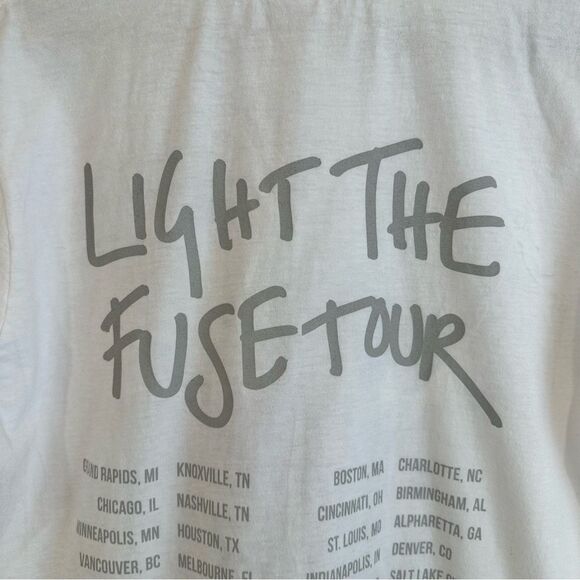Keith Urban Light The Fuse White 100% Cotton Concert T-Shirt Size Medium - Picture 5 of 7